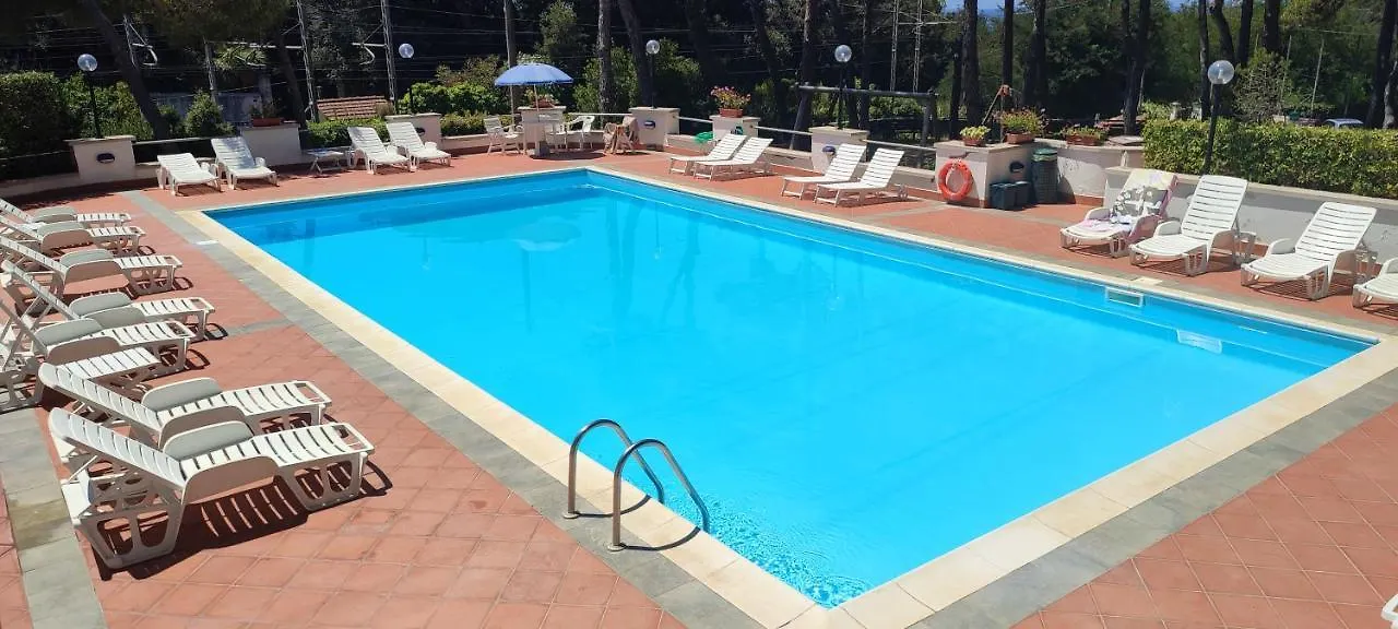 Monolocale In Residence A Castiglioncello Apartment