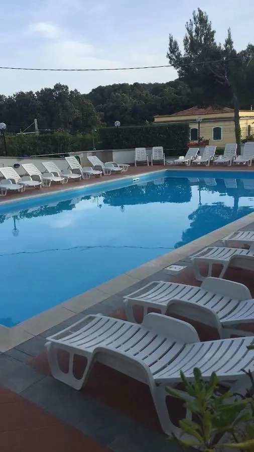 Apartment Monolocale In Residence A Castiglioncello