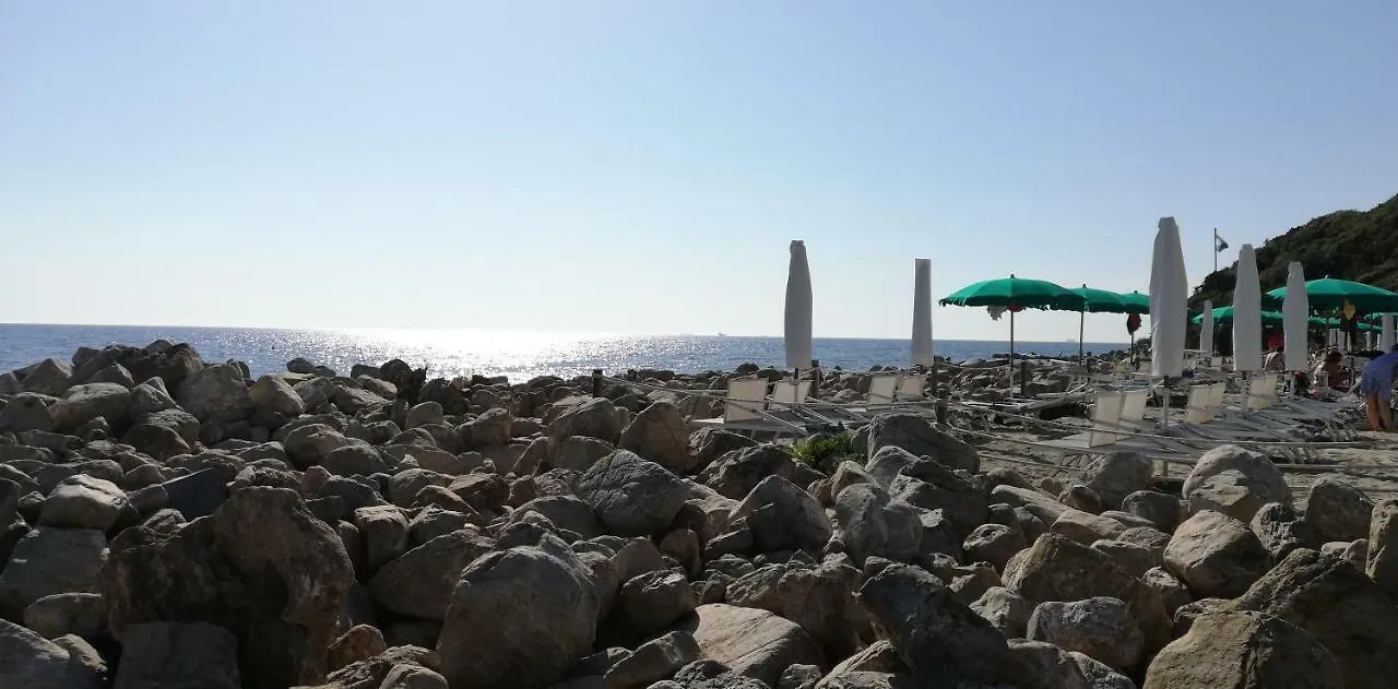 Monolocale In Residence Castiglioncello